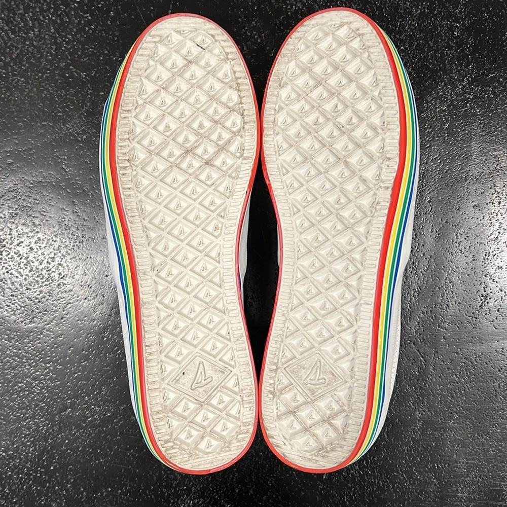 Sperry White Slip-On Sneakers with Rainbow Sole Size 7.5 - Picture 9 of 12